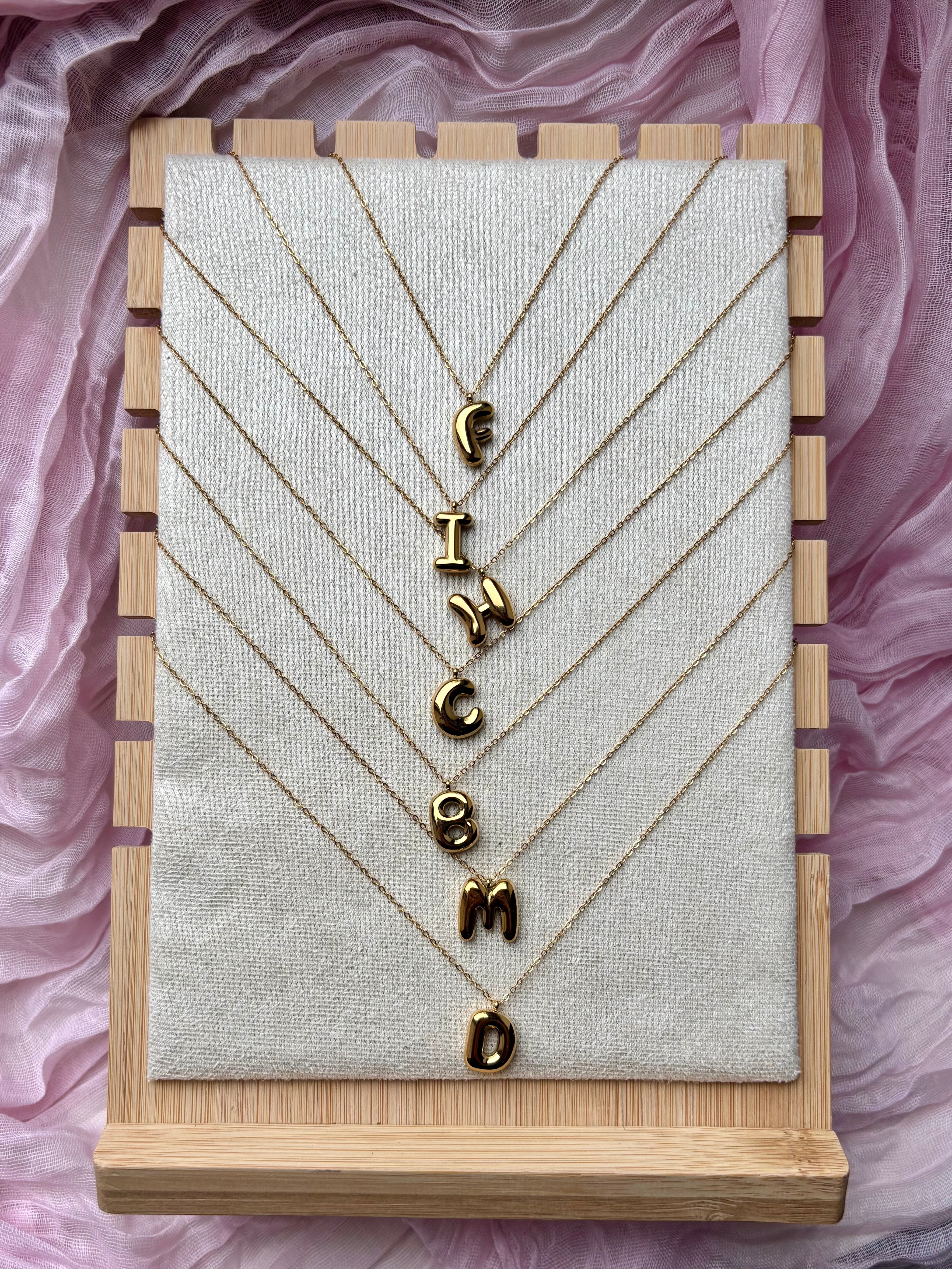 Bubble letter ketting