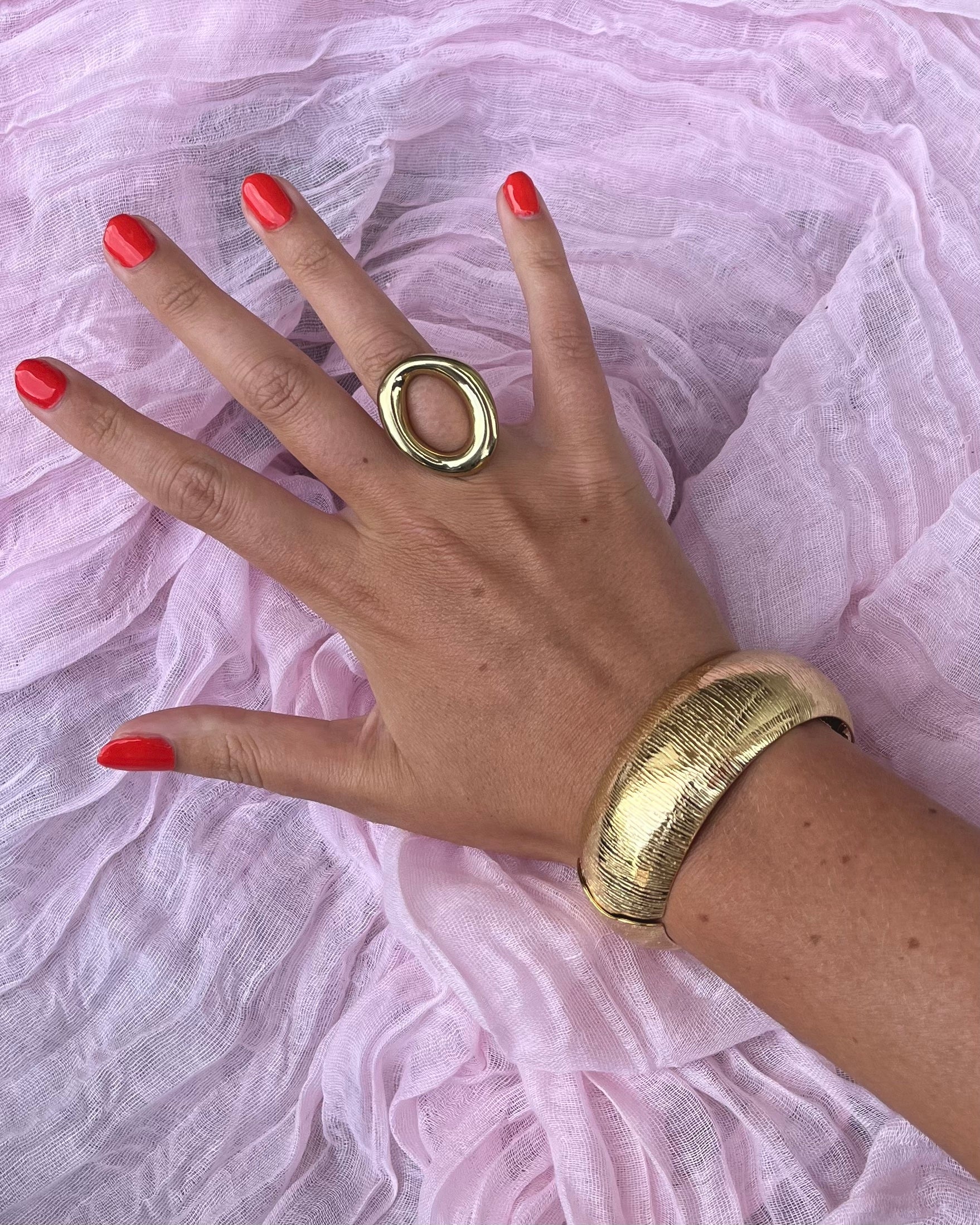 Ava bangle